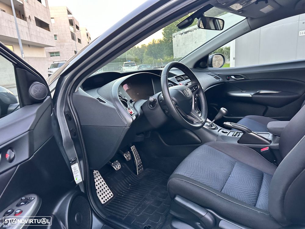 Honda Civic 1.4 i-VTEC Sport Edition - 26