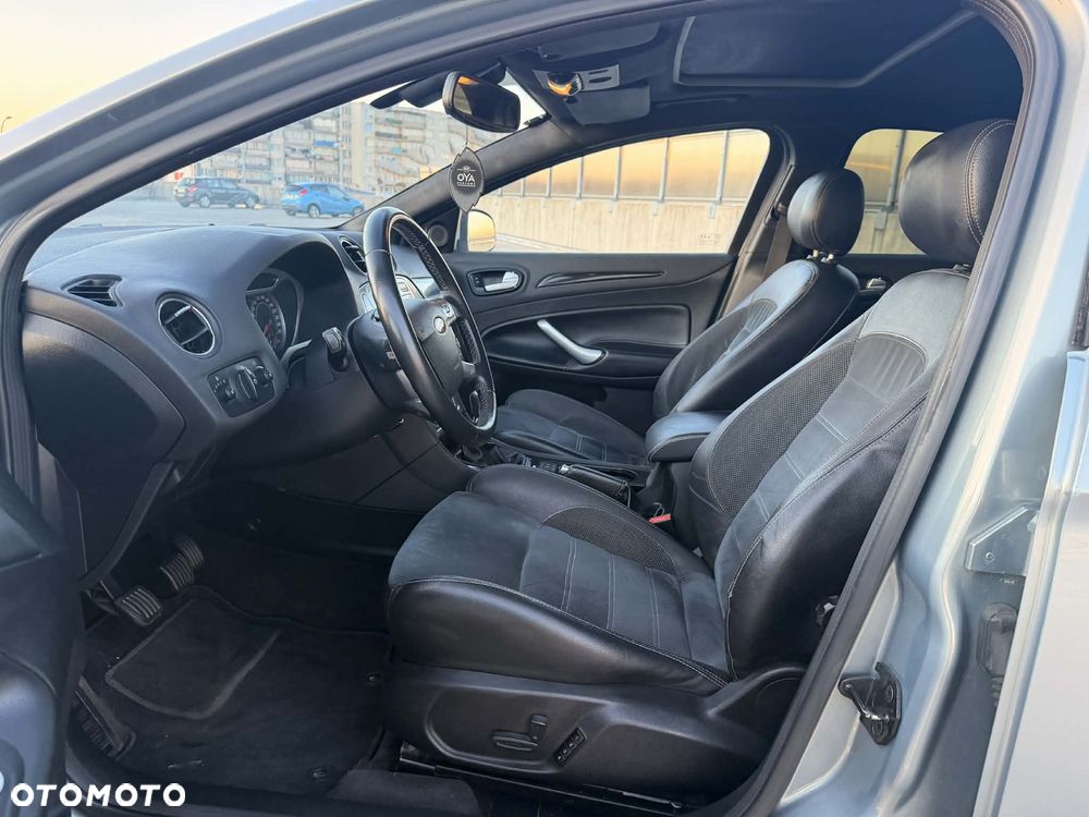 Ford Mondeo 2.5 Titanium S - 10