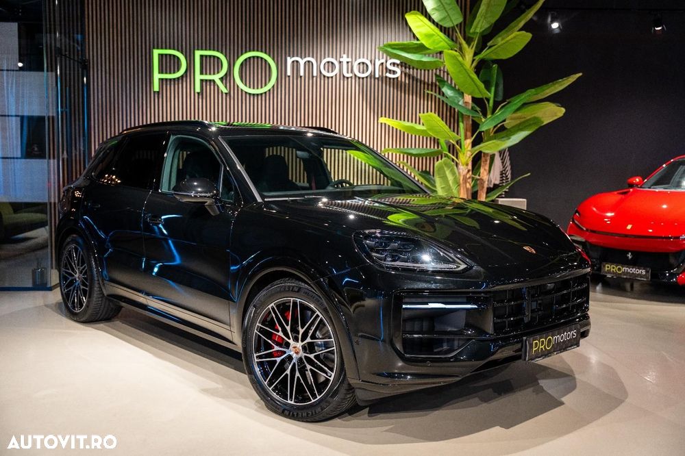 Porsche Cayenne GTS - 5