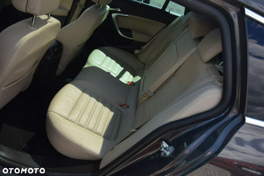 Opel Insignia 2.0 ECOTEC DI Turbo Business Innovation - 24
