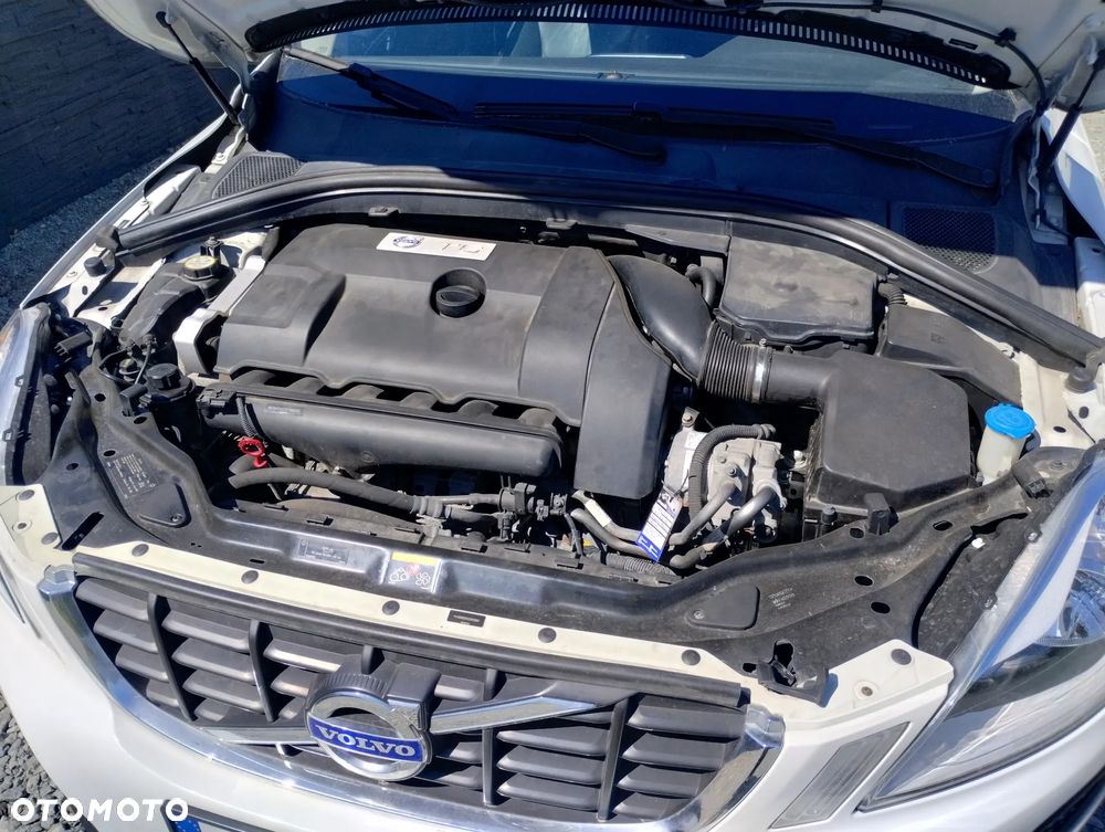 Volvo XC 60 T6 AWD Momentum - 14