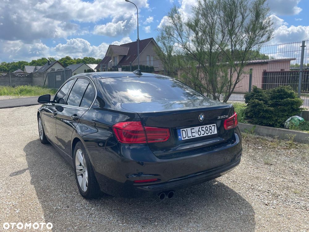 BMW Seria 3 330e iPerformance Sport Line - 3