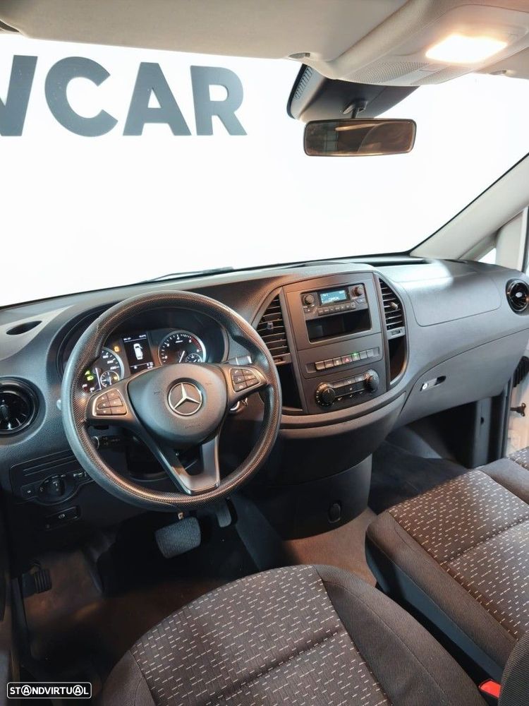 Mercedes-Benz Vito 114CDI AUTO 6LUGARES - 13