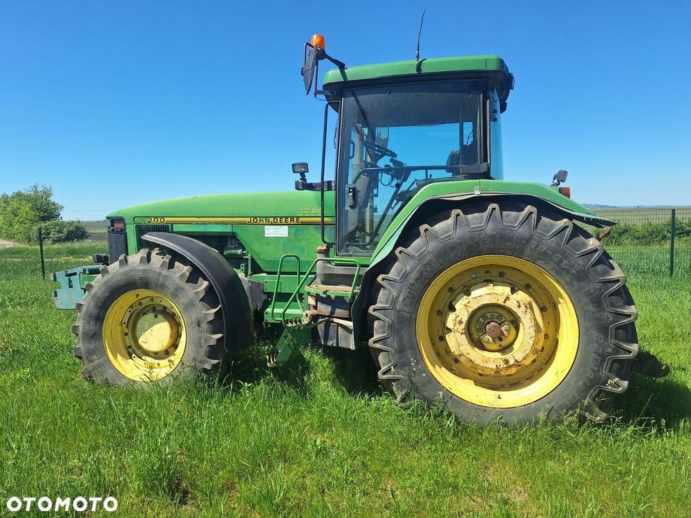 John Deere 8200 4X4 - 8