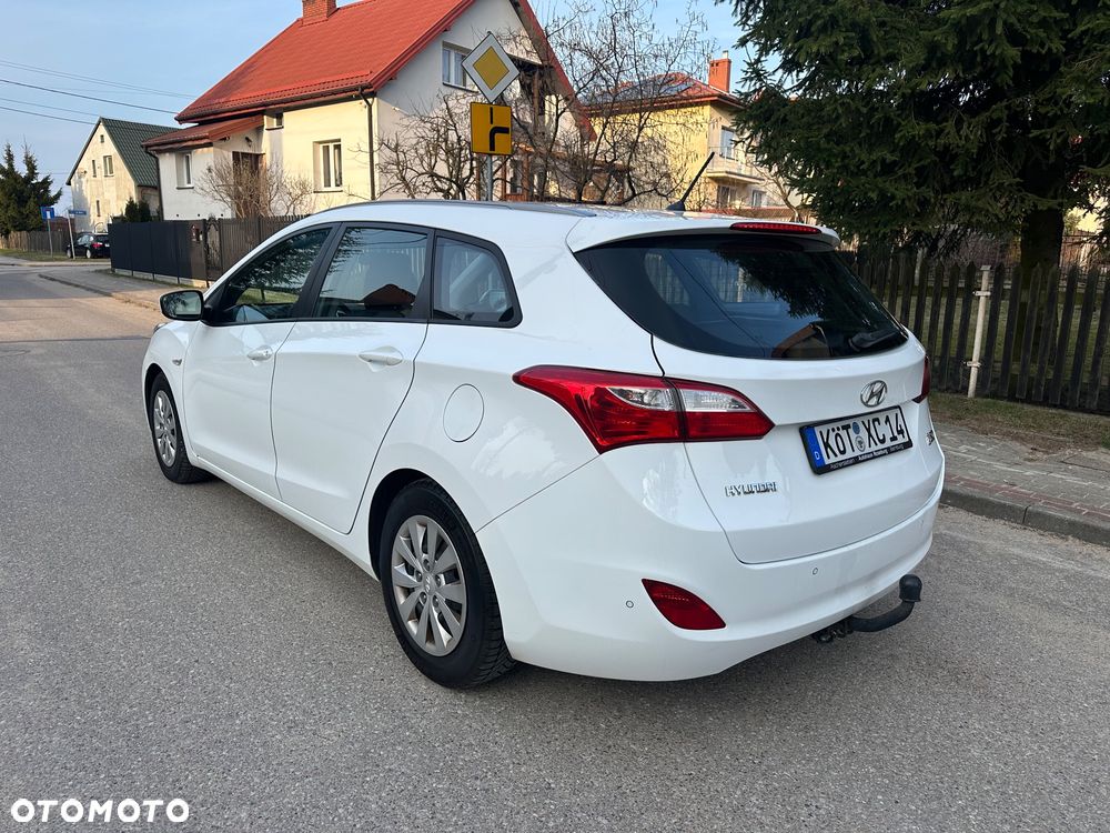 Hyundai i30 1.6 CRDi Premium - 7