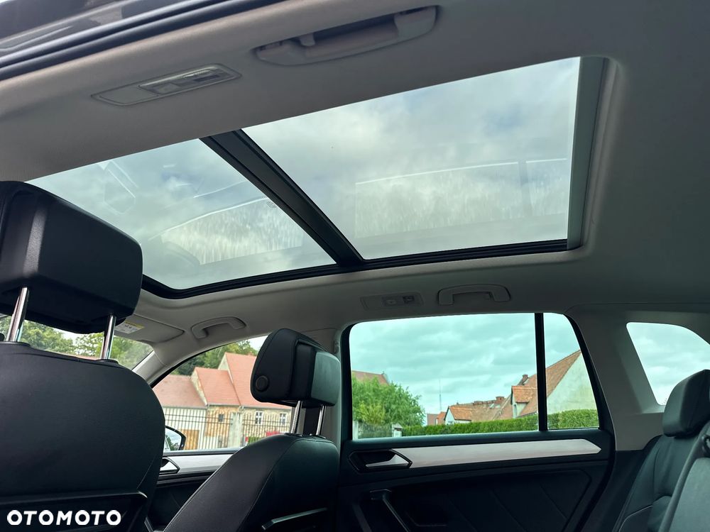 Volkswagen Tiguan - 16