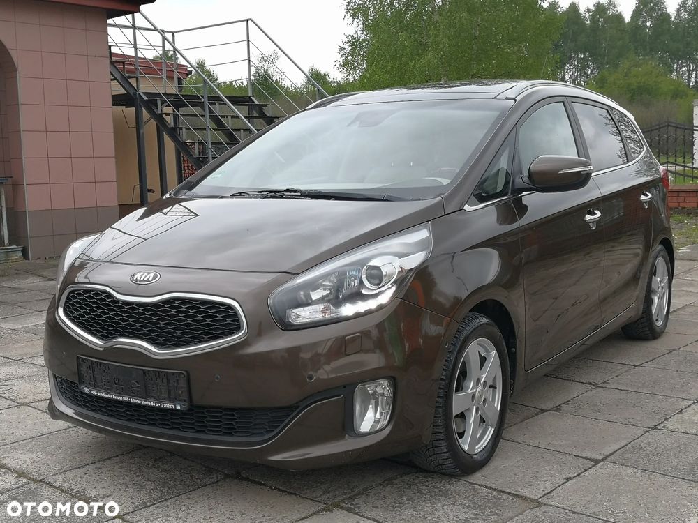 Kia Carens 1.7 CRDi 136 Dream Team Edition - 6