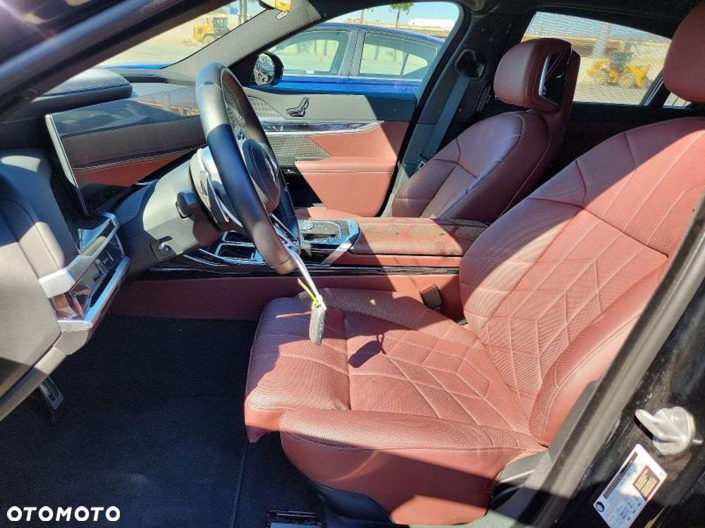BMW Seria 7 - 9