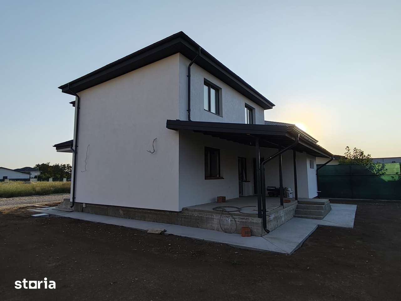 FARA COMISIOANE casa cu 4 camere 3 bai P+1+pod terasa cam tehnica beci - Imagine principală: 3/10