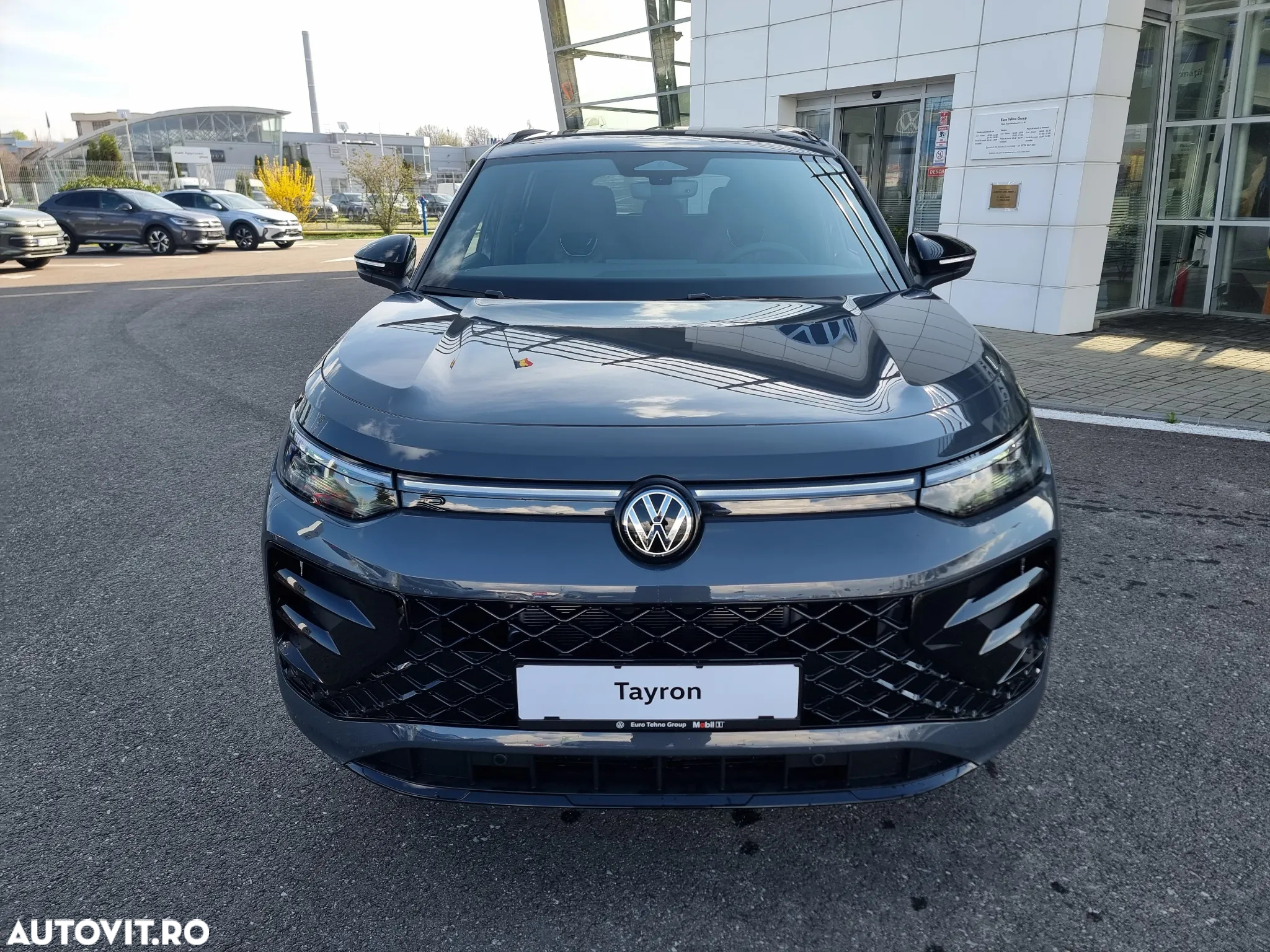 Volkswagen Tayron 2.0 TDI 4Motion DSG R-Line - 2