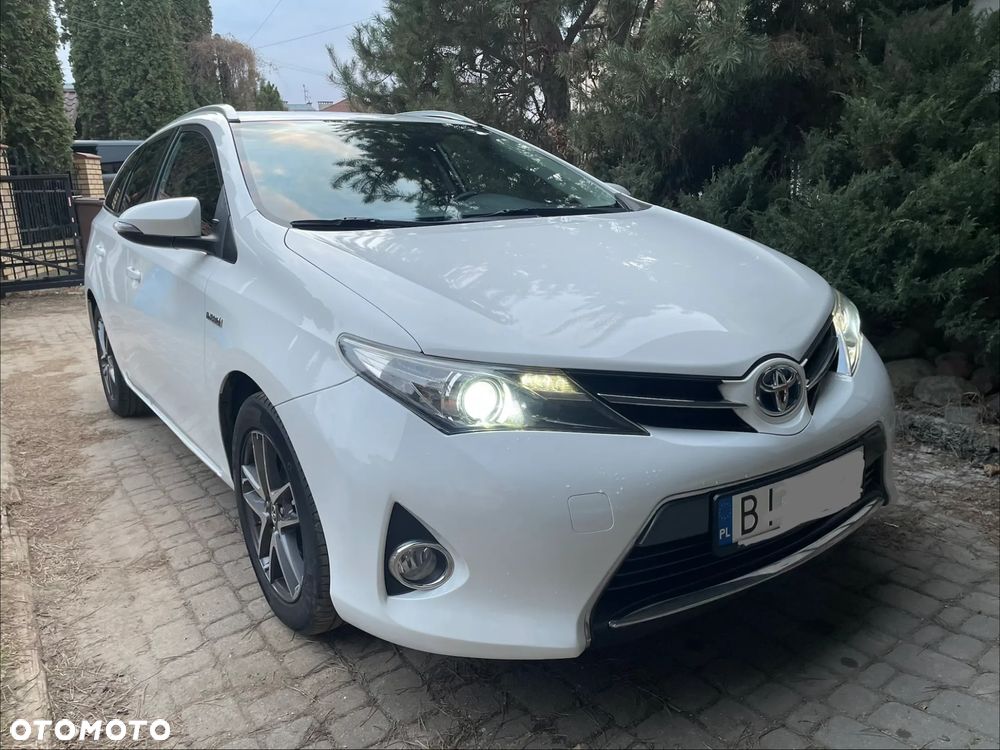 Toyota Auris - 4