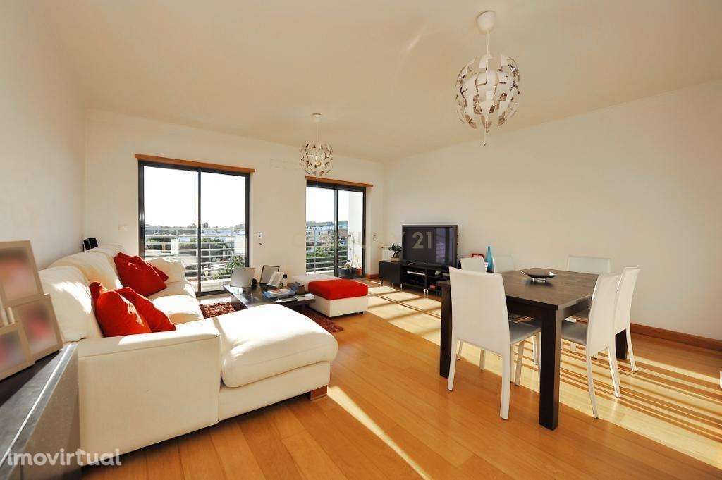 T3 Arrendamento Condomínio com piscina em Carnaxide - Grande imagem: 4/37