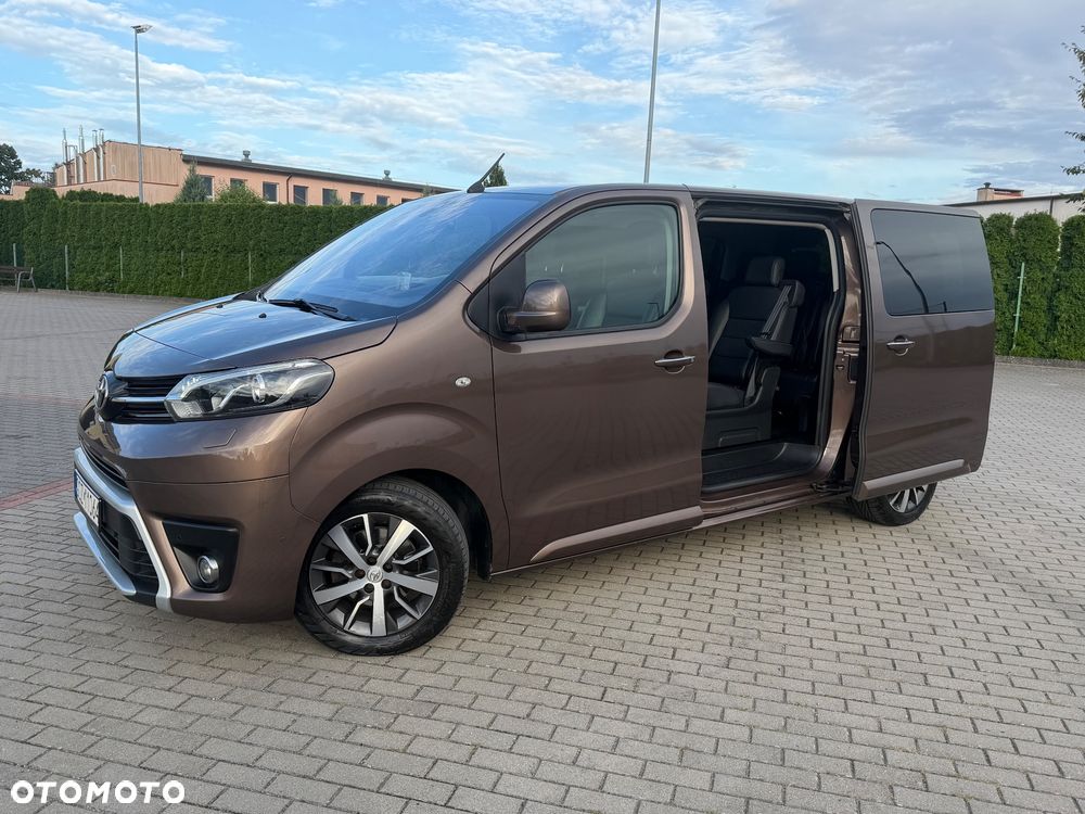 Toyota Proace Verso 2,0-l-D-4D L1 (7-Si.) Autm Executive - 12