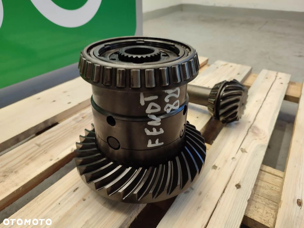 Mechanizm różnicowy Fendt 820 (15x34)(7450400403) - 4