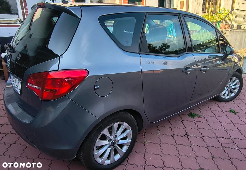 Opel Meriva - 8