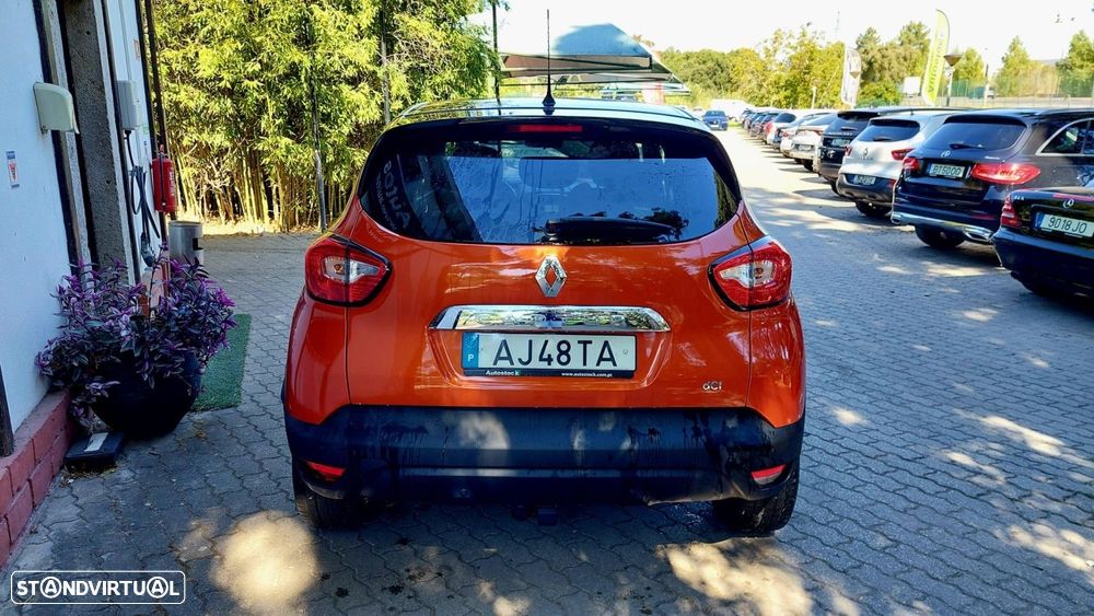 Renault Captur 1.5 dCi Exclusive - 4