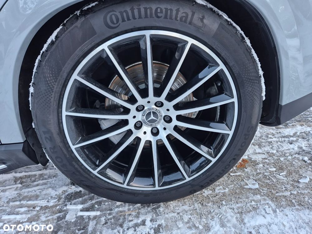 Mercedes-Benz GLE - 24