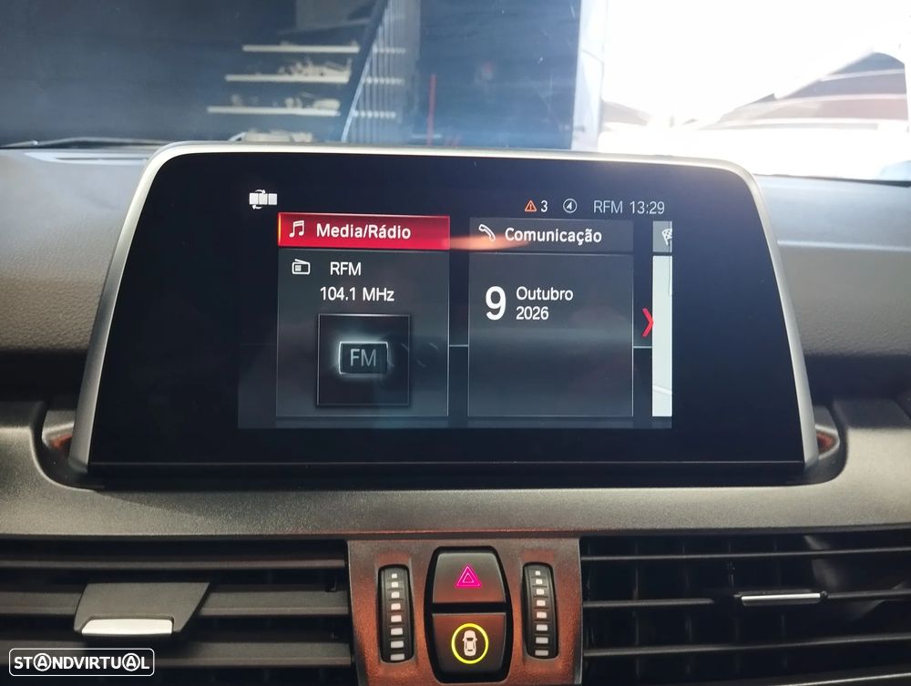 BMW 225xe Active Tourer Advantage - 31