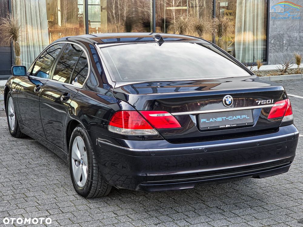 BMW Seria 7 750Li - 11