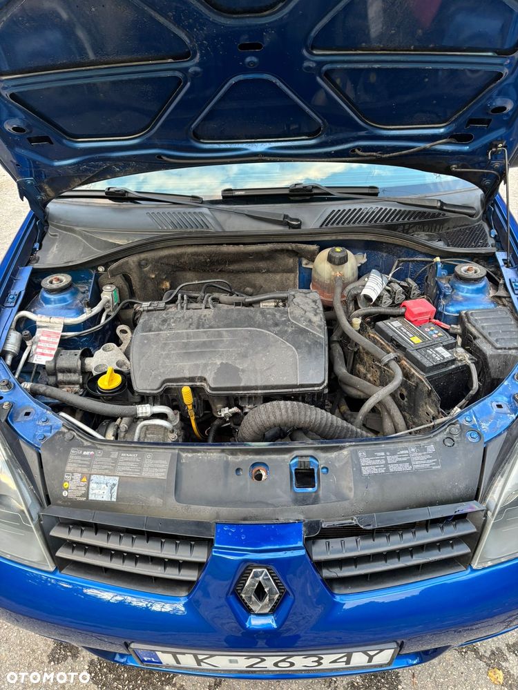Renault Clio - 7