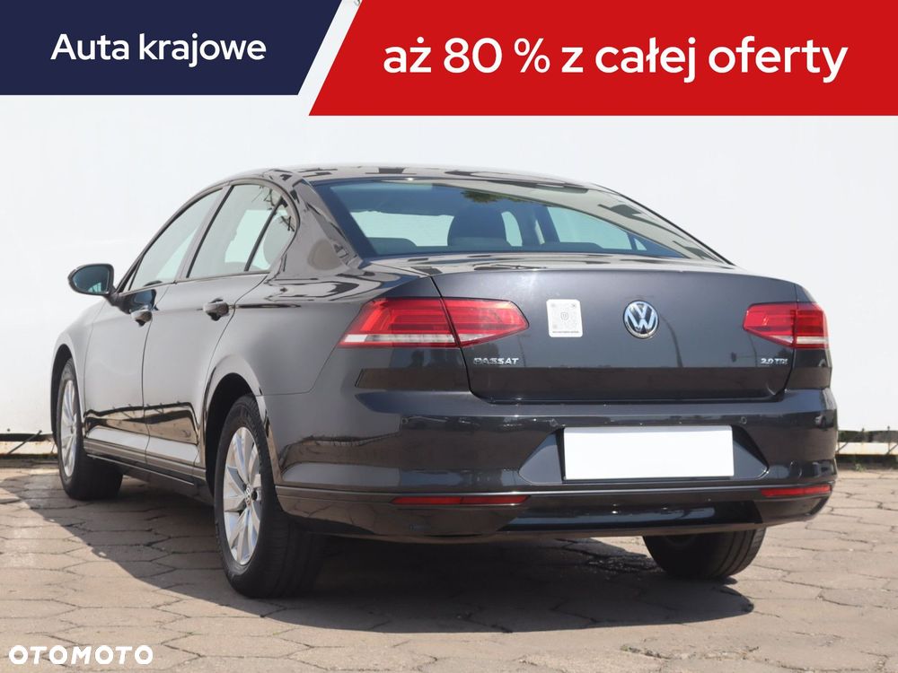 Volkswagen Passat - 6