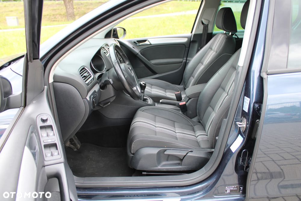 Volkswagen Golf 2.0 TDI DPF MATCH - 23