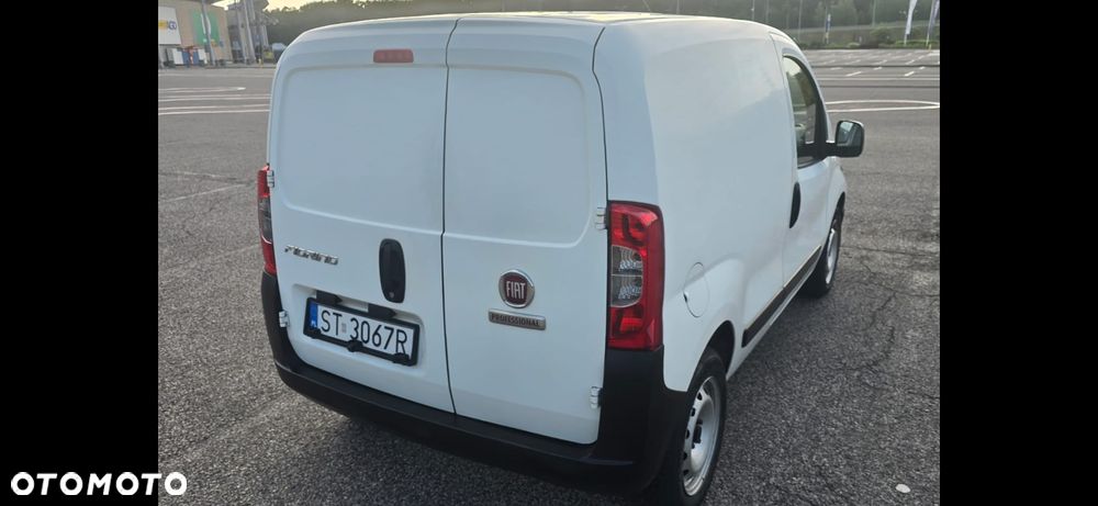 Fiat Fiorino Kombi 8V Base - 12