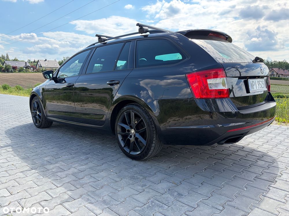Skoda Octavia 2.0 TDI RS DSG - 21