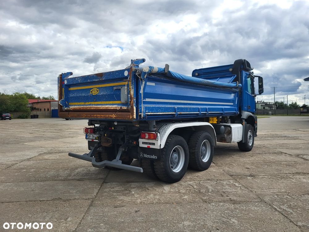 Mercedes-Benz AROCS 2645 6x4 wywrotka Meiller z Niemiec - 4