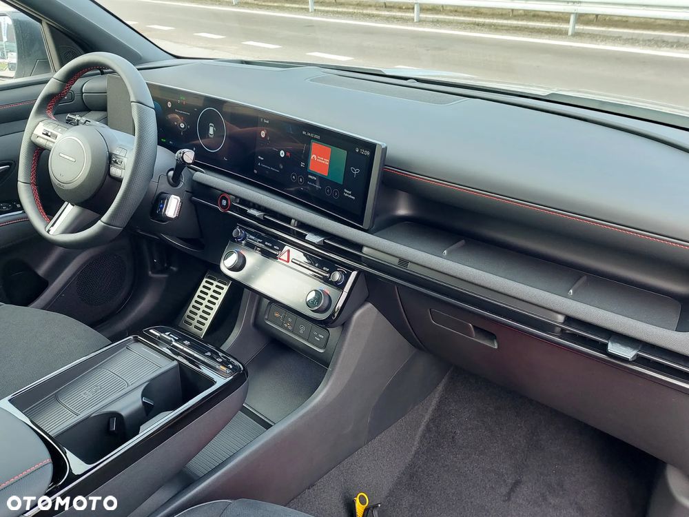 Hyundai Tucson 1.6 T-GDi HEV N-Line 4WD - 11