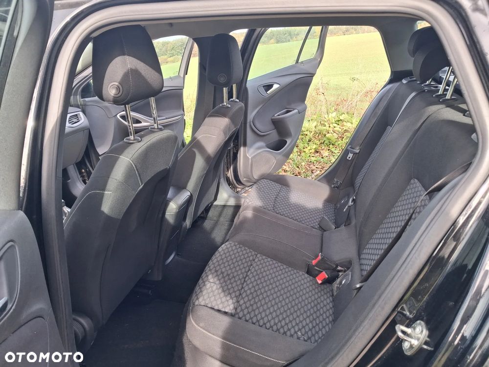 Opel Astra - 10