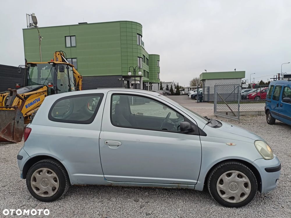 Toyota Yaris - 5
