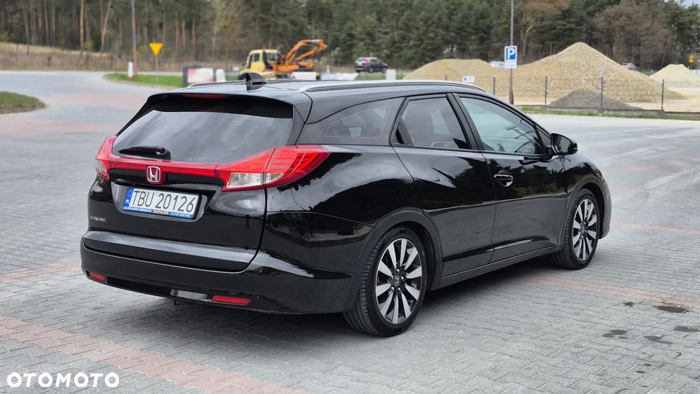 Honda Civic 1.8 Executive - 3