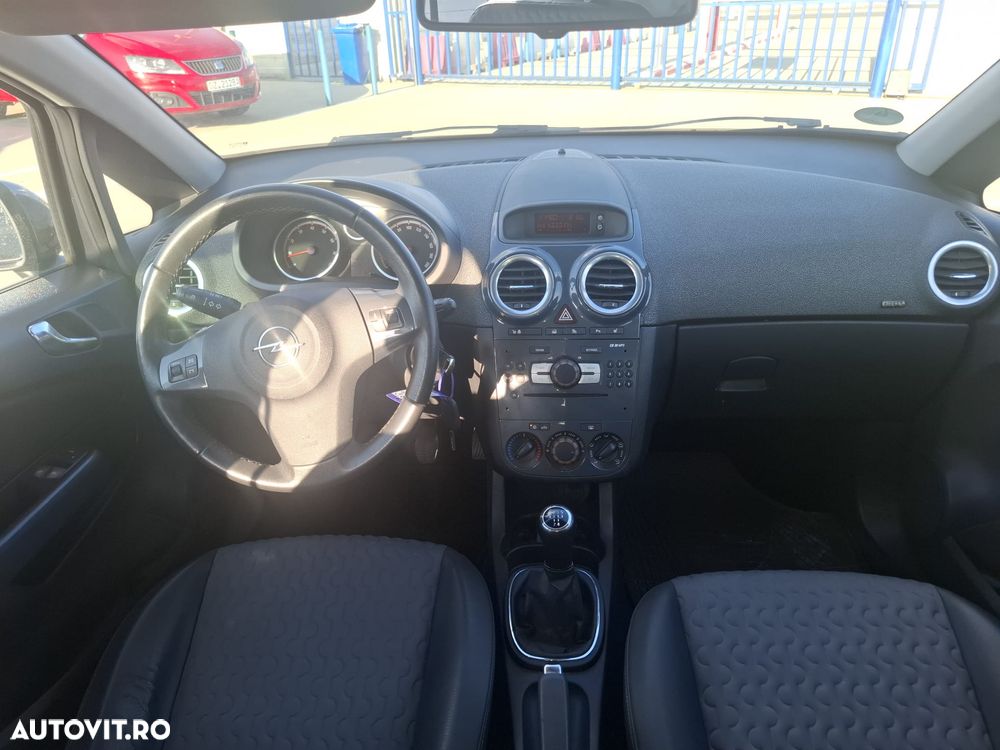 Opel Corsa 1.4 16V Innovation - 8