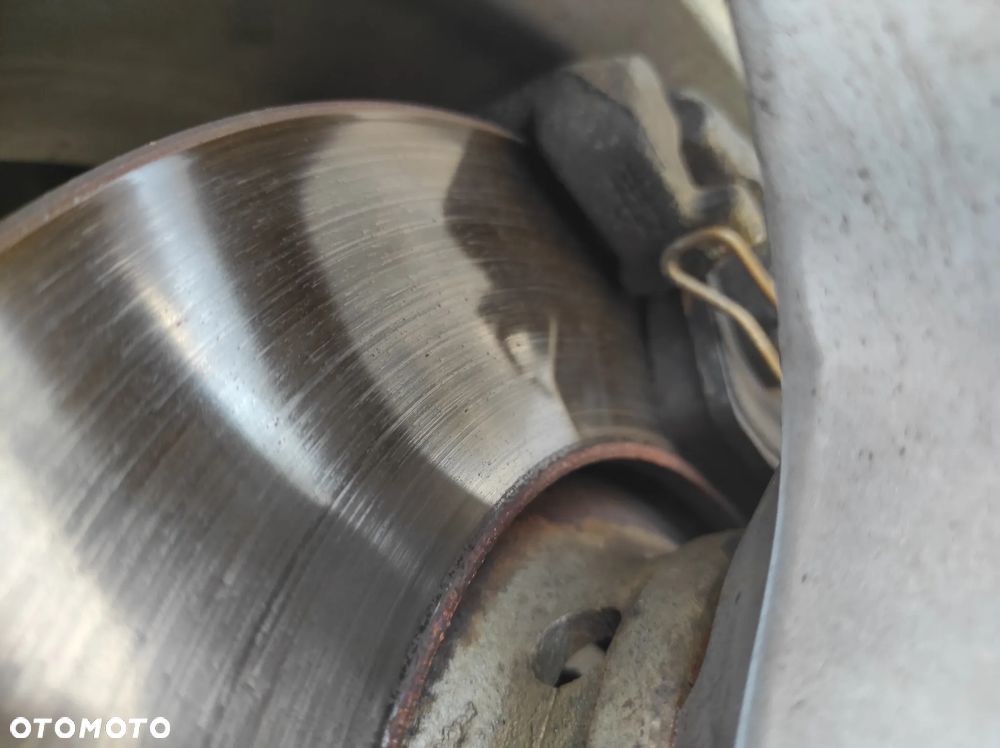 Audi A4 Avant 1.8T - 7