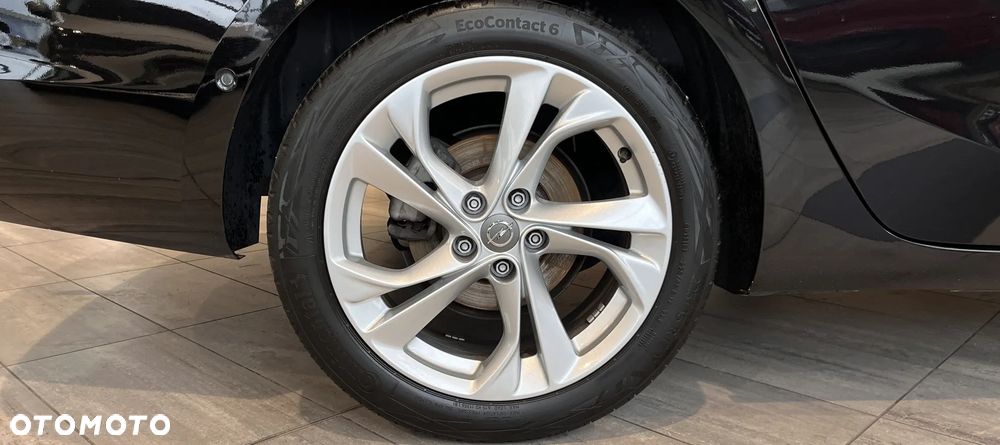 Opel Astra 1.2 Turbo Start/Stop Elegance - 8