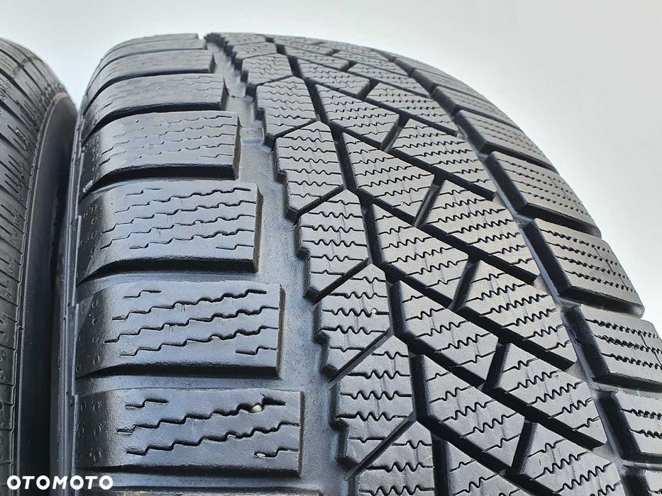 2x Opony zimowe 225/60/17 CONTINENTAL W.C. TS830P SUV - RunFlat - 2