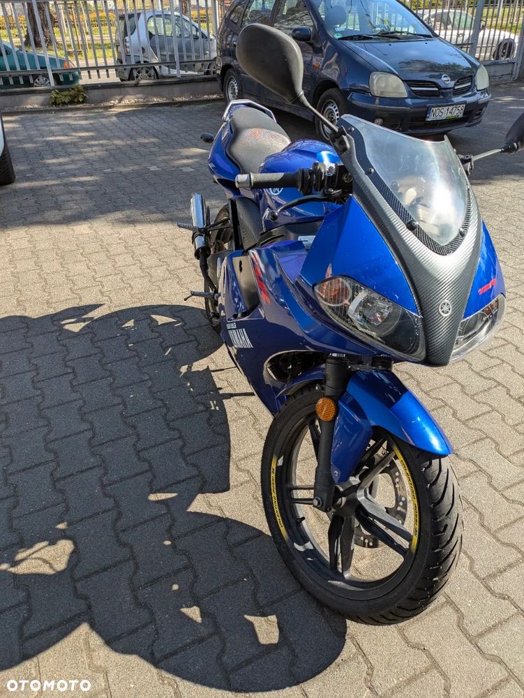 Yamaha TZR - 8
