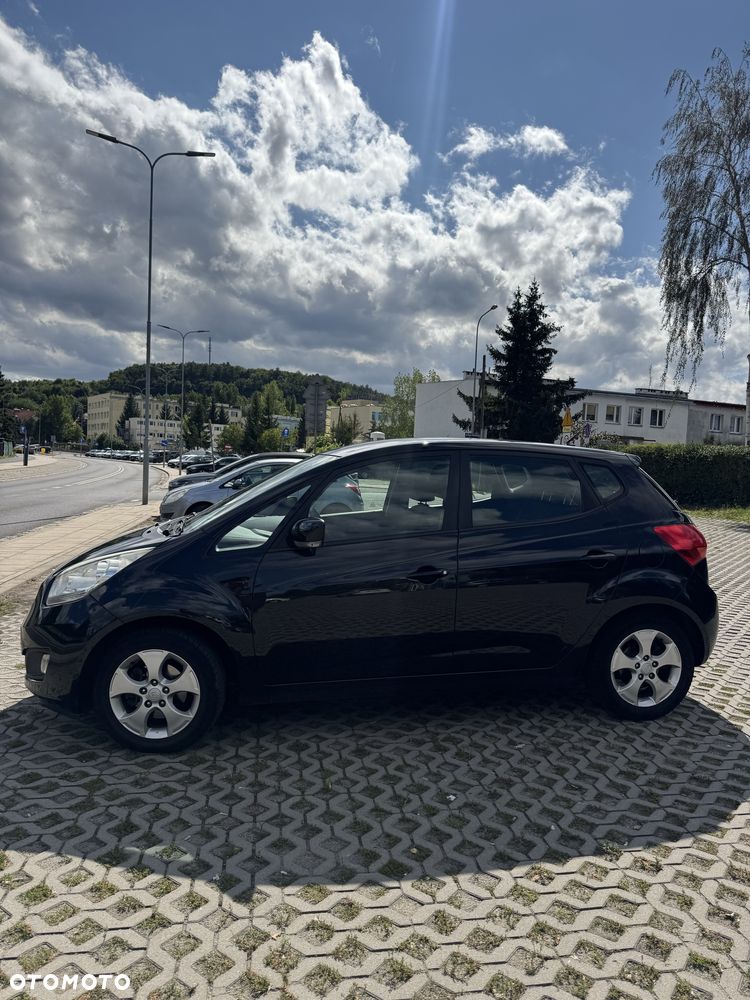 Kia Venga - 4