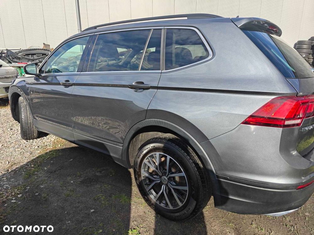 Volkswagen Tiguan - 6