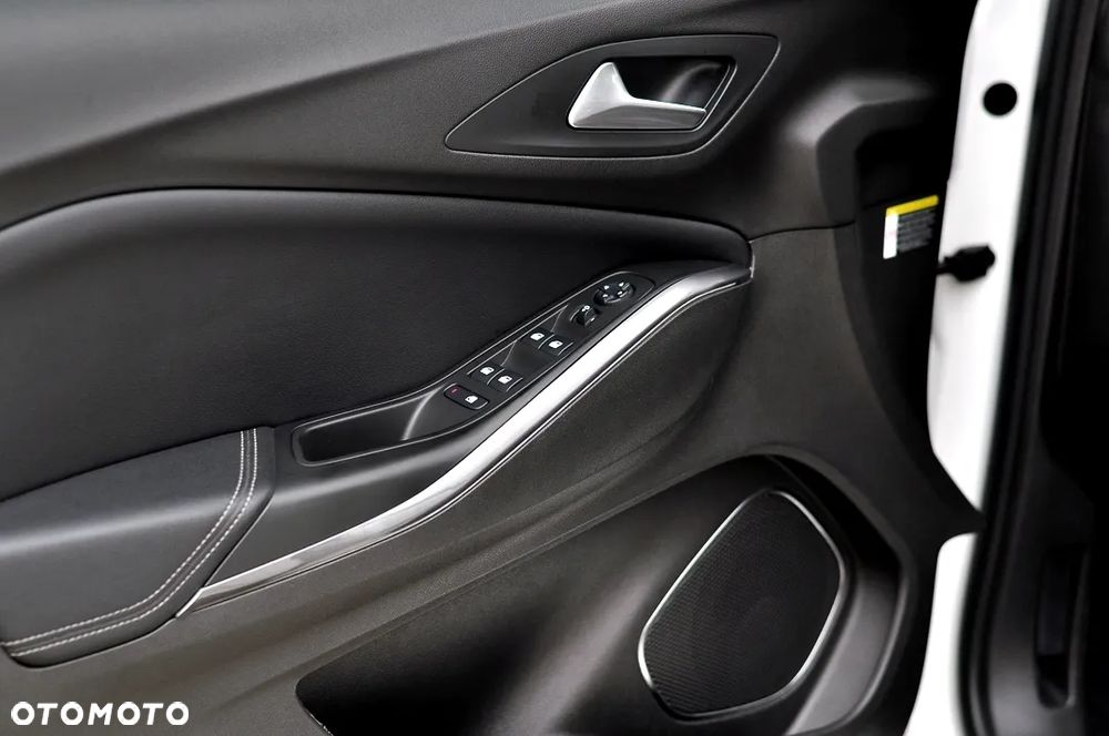 Opel Grandland X 1.2 T Innovation S&S - 17