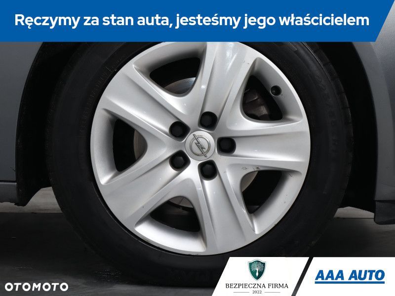 Opel Insignia - 16