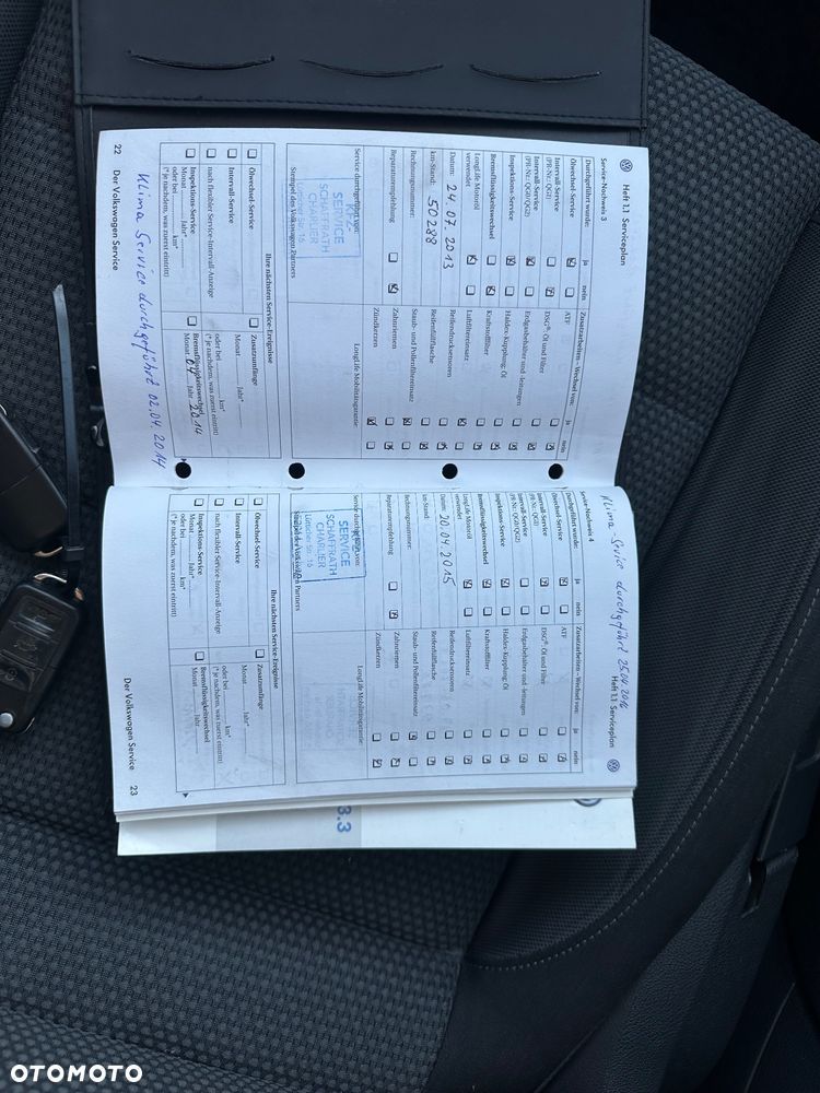 Volkswagen Golf 1.6 Trendline DSG - 17