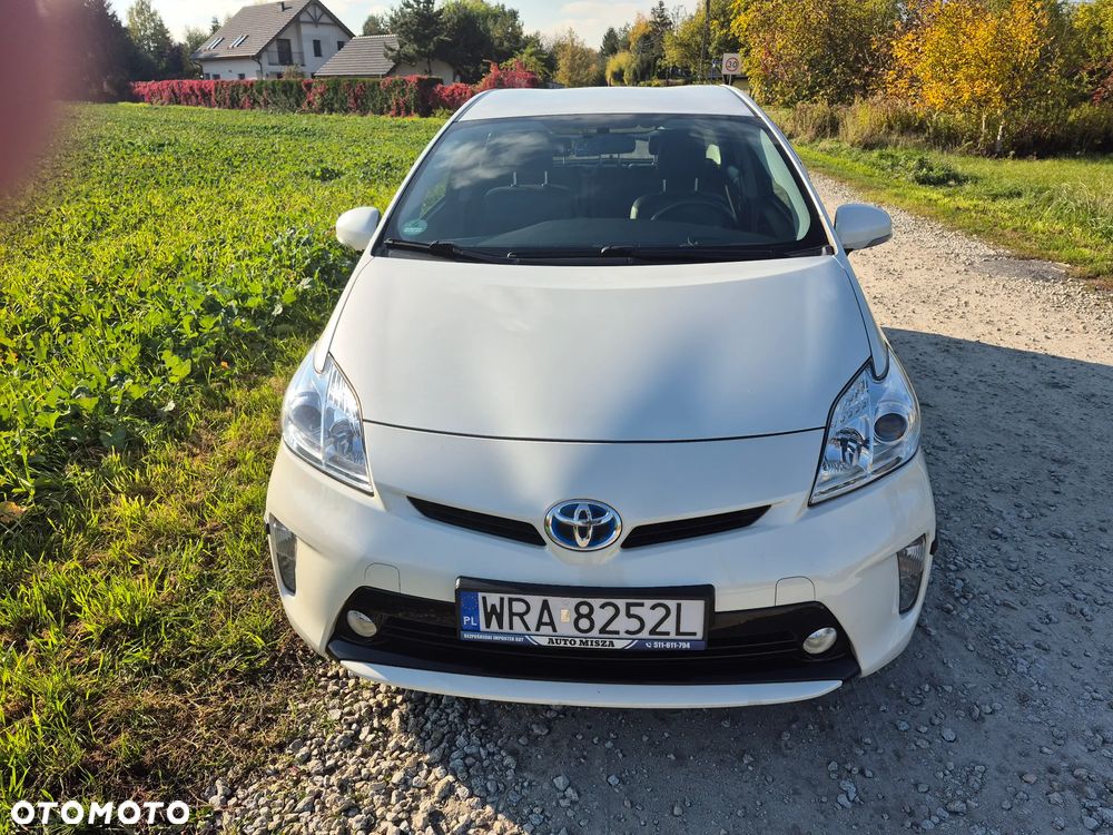 Toyota Prius 1.8 HSD Premium - 10
