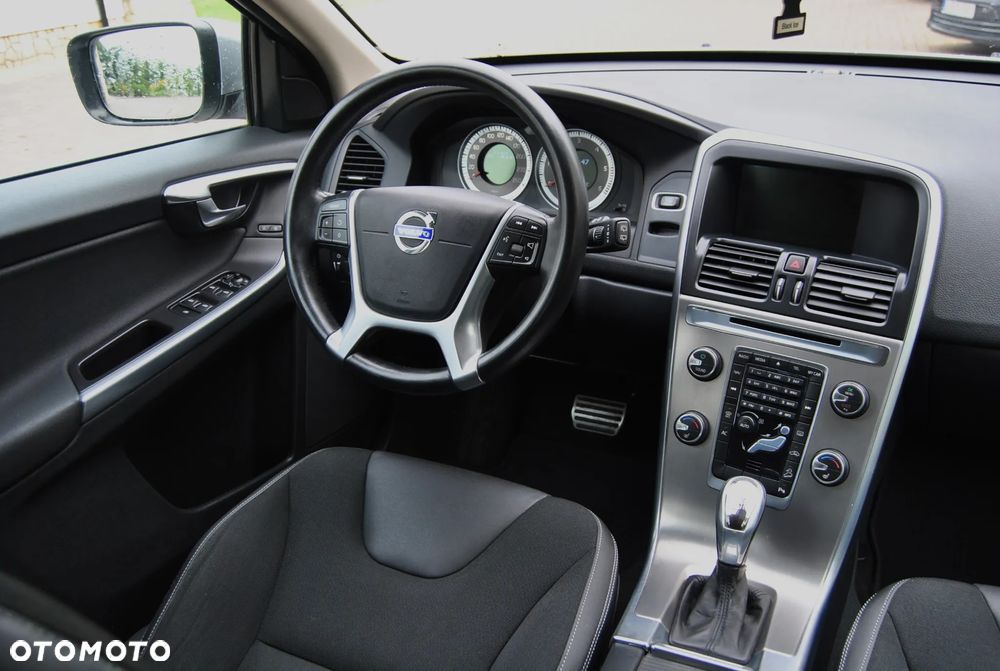 Volvo XC 60 - 11