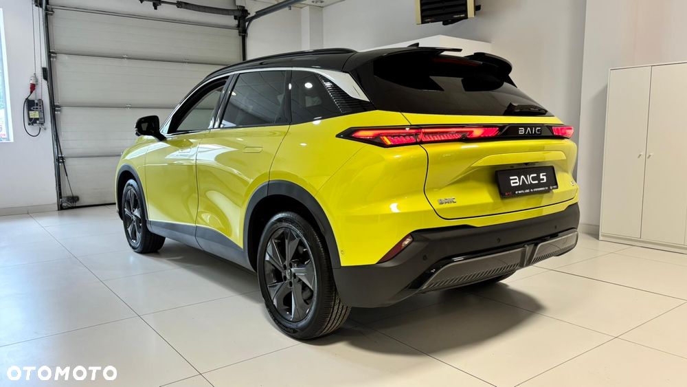 BAIC 5 Beijing 1.5T Comfort DCT - 7