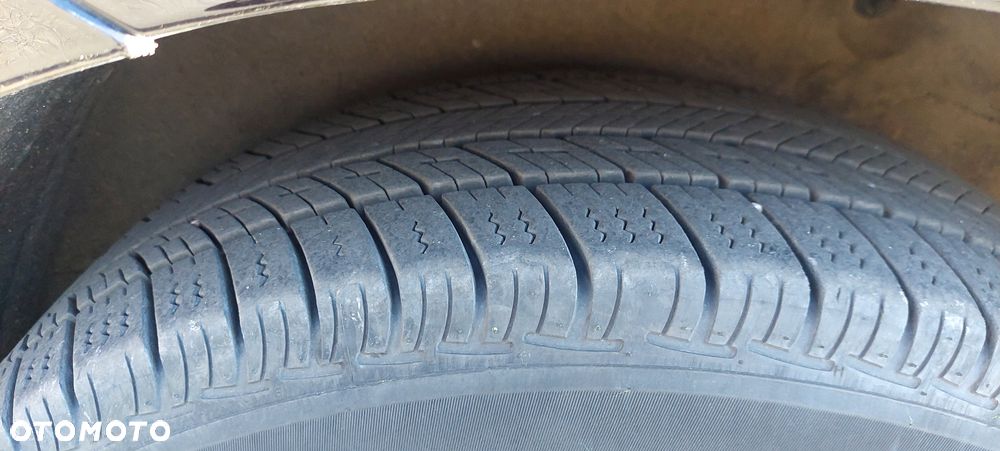 Chrysler Pacifica - 29