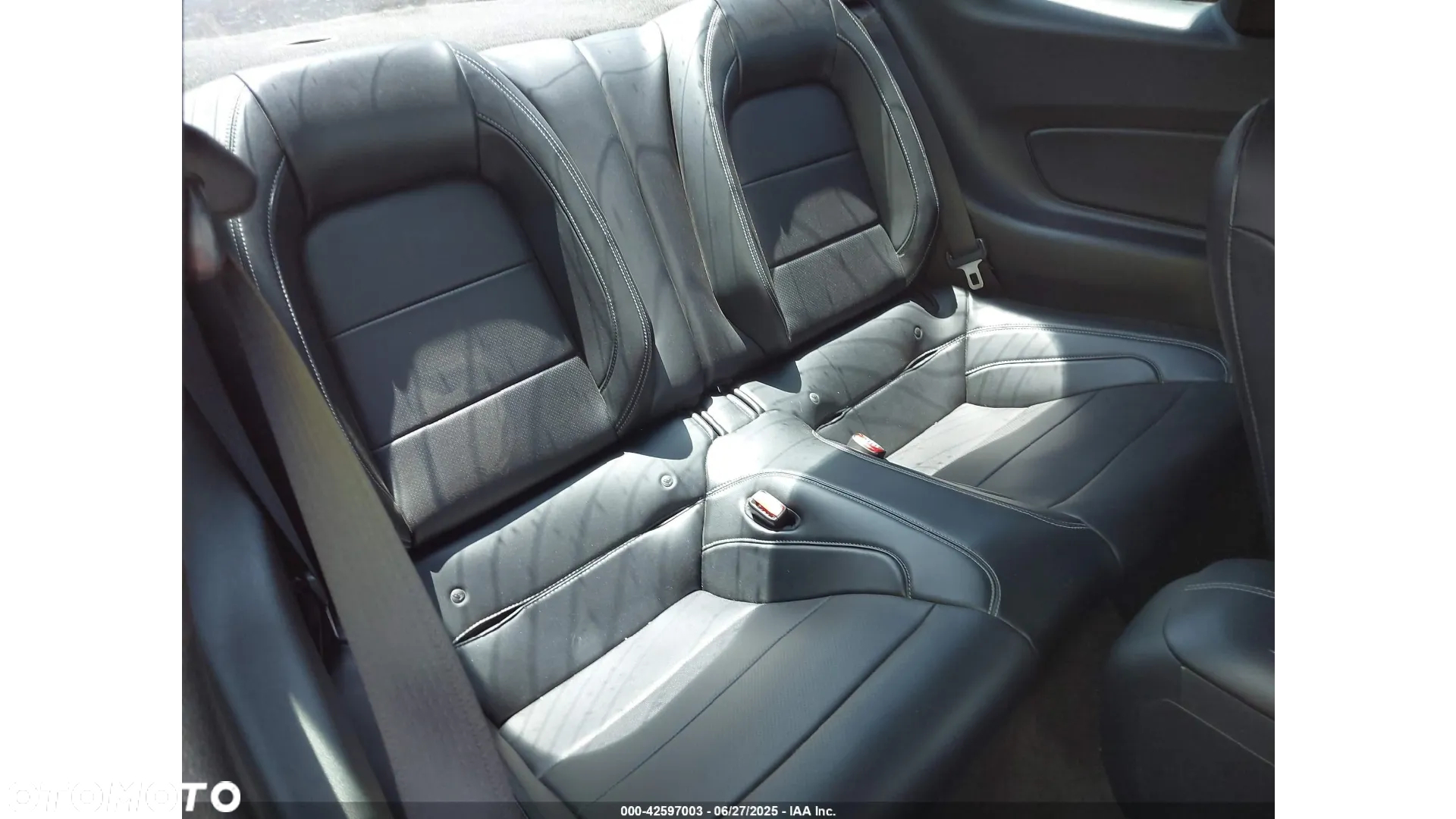 Ford Mustang - 10