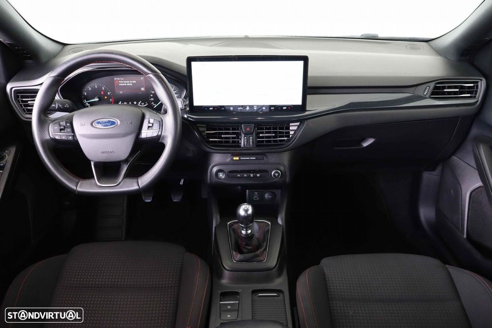 Ford Focus 1.0 EcoBoost MHEV ST-Line - 19