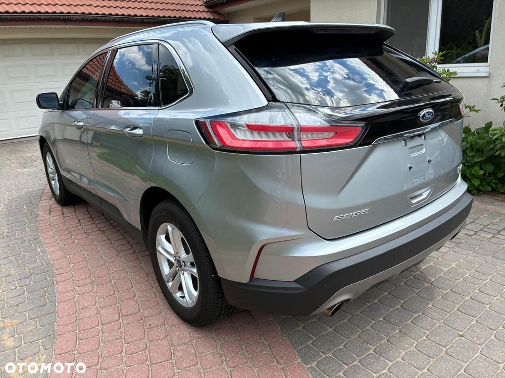 Ford Edge - 16